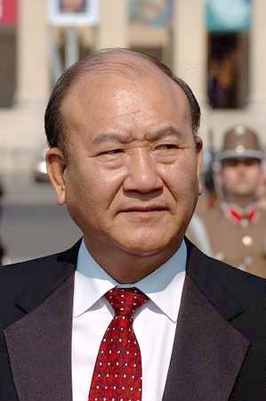 Zhang Chunxiang, a Knai Npkztrsasg 